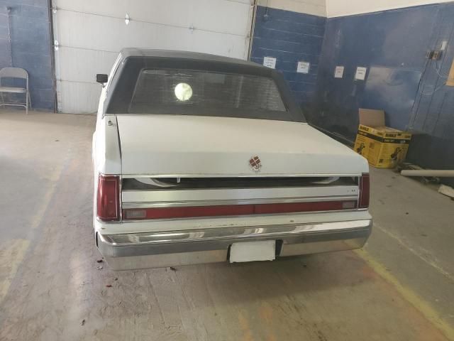 1988 Lincoln Town Car Signature