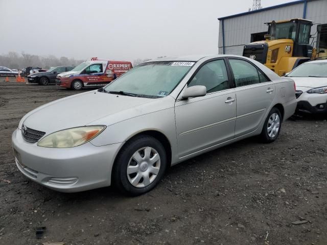 2004 Toyota Camry LE