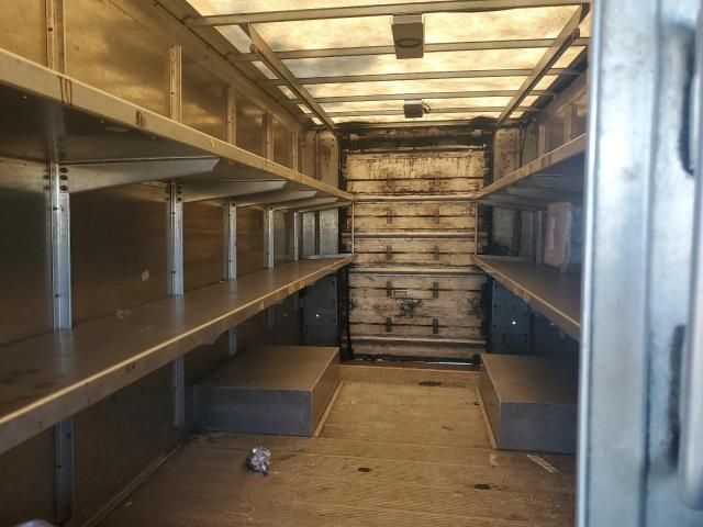 2009 Freightliner Chassis M Line WALK-IN Van