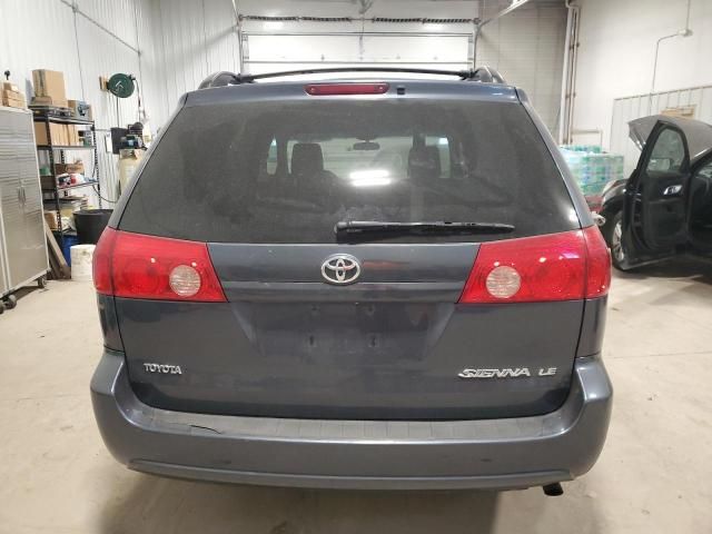 2009 Toyota Sienna CE