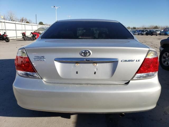 2005 Toyota Camry LE