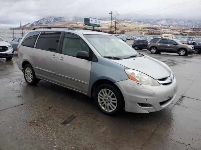 2008 Toyota Sienna XLE