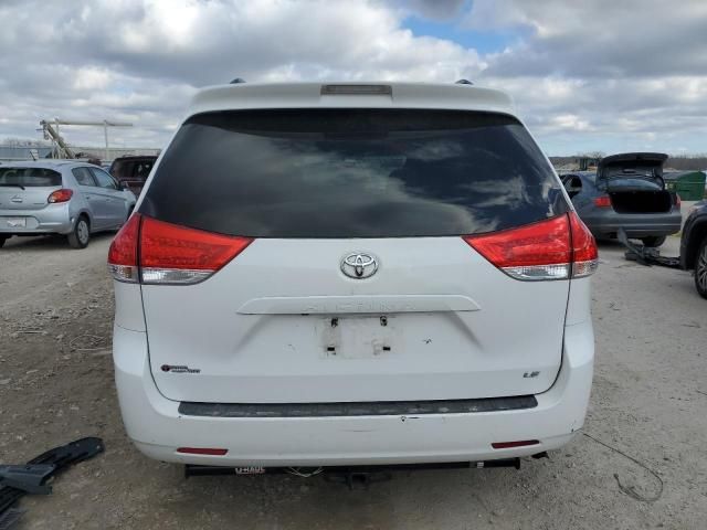 2011 Toyota Sienna LE