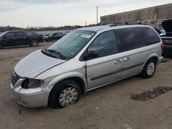 Carros salvage sin ofertas aún a la venta en subasta: 2006 Chrysler Town & Country