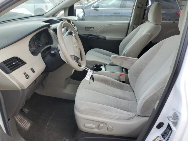 2011 Toyota Sienna LE