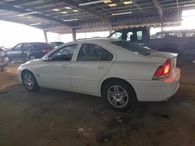 2005 Volvo S60