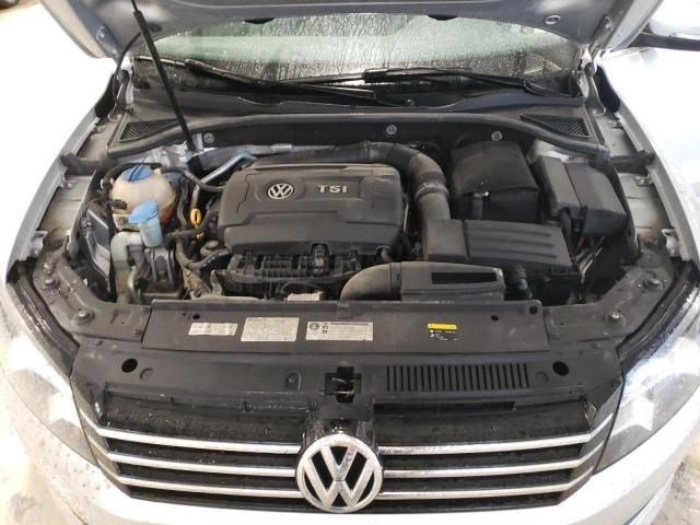 2015 Volkswagen Passat S