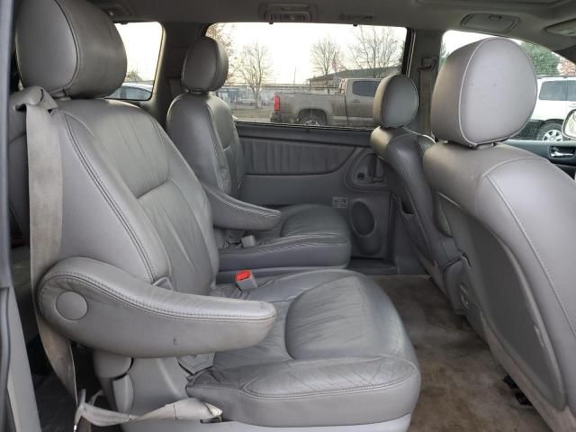 2008 Toyota Sienna XLE