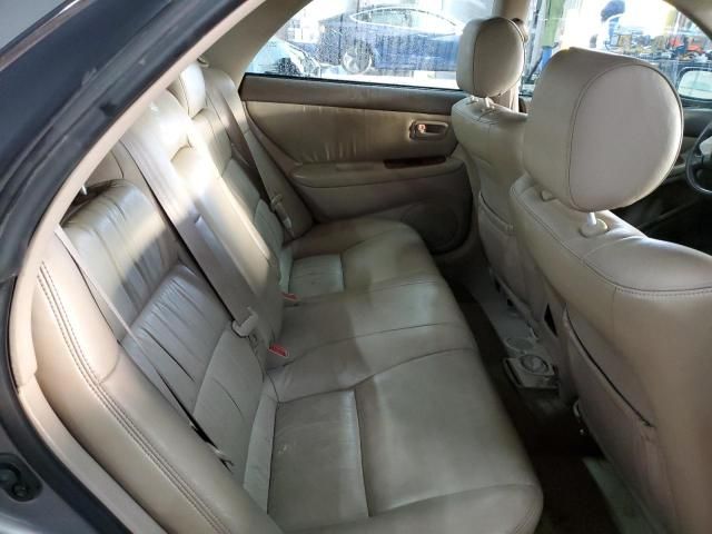 2000 Lexus ES 300