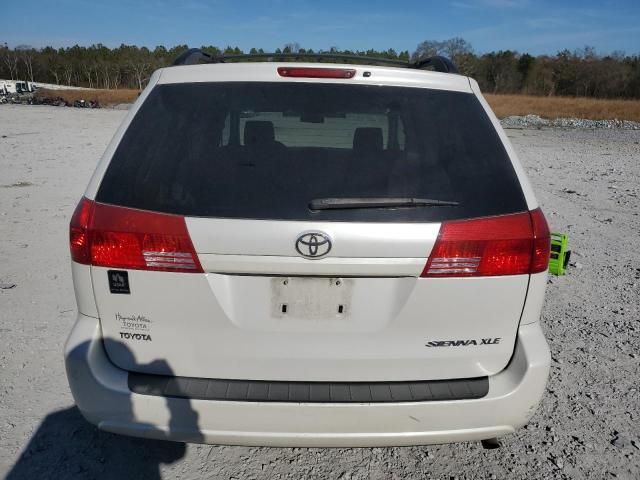 2004 Toyota Sienna XLE