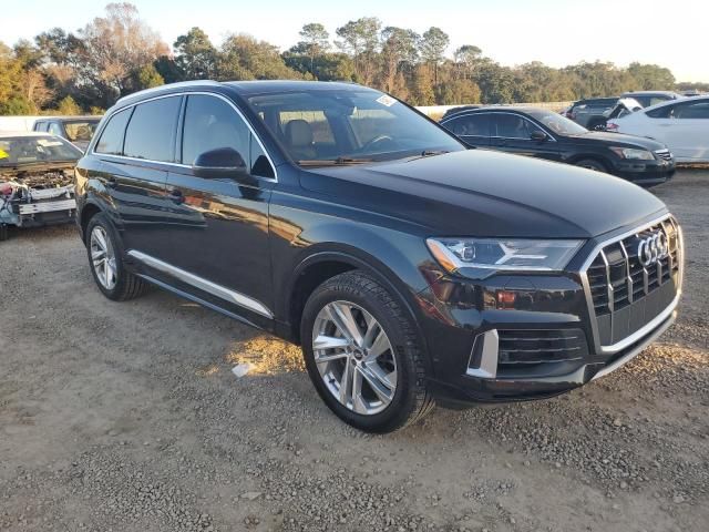 2021 Audi Q7 Premium Plus