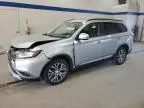 2016 Mitsubishi Outlander SE