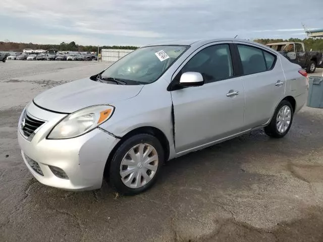 2012 Nissan Versa S