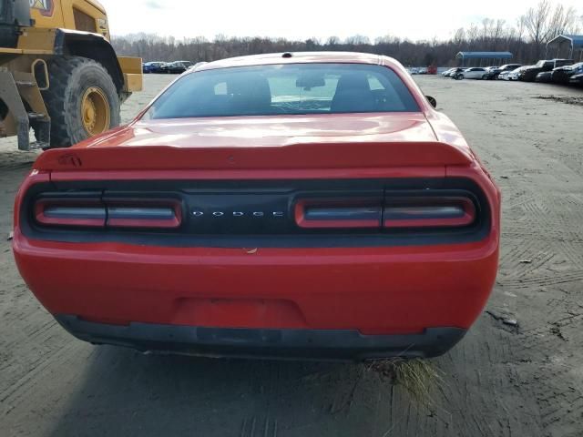 2015 Dodge Challenger SXT