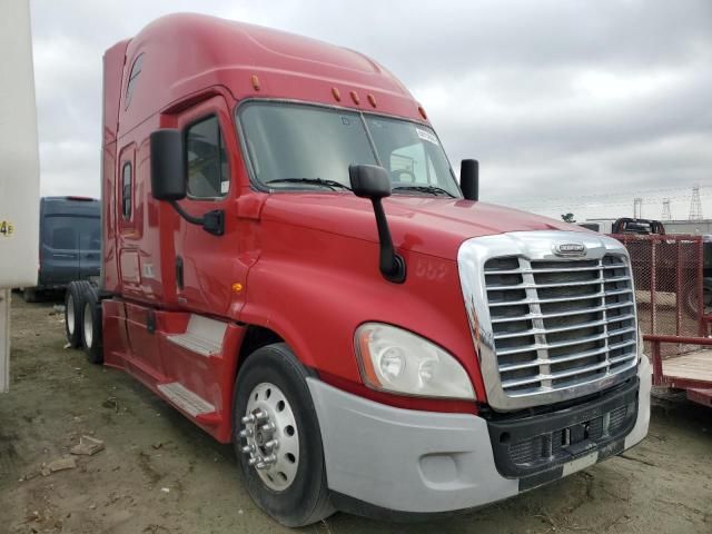 2016 Freightliner Cascadia 125