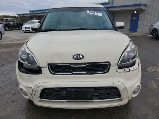 2013 KIA Soul +