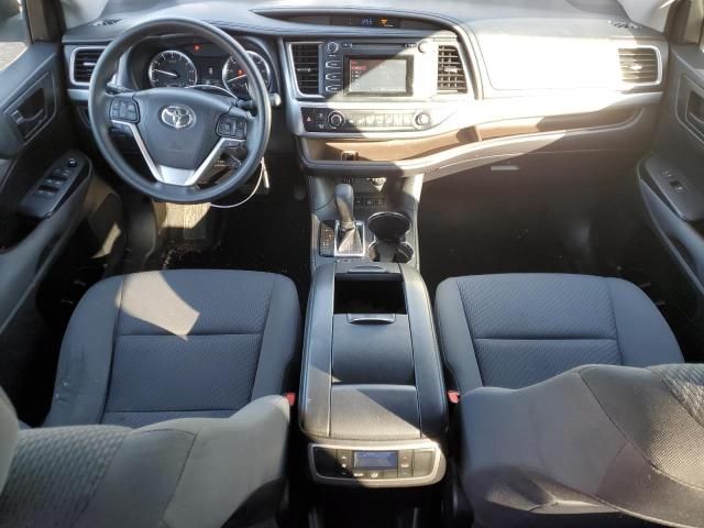 2015 Toyota Highlander LE