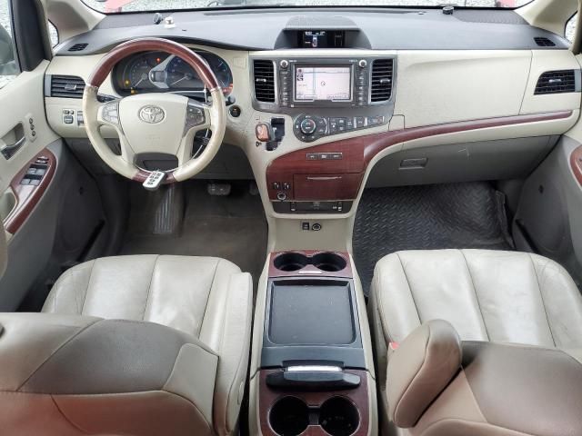 2011 Toyota Sienna XLE