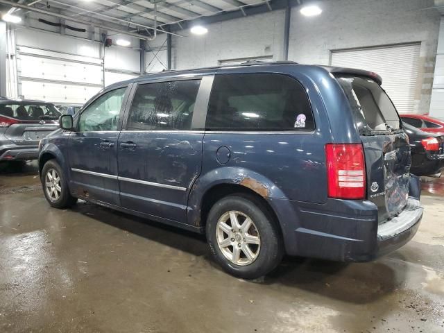 2009 Chrysler Town & Country Touring