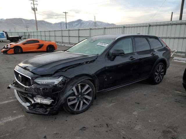 2022 Volvo V90 Cross Country B6 Inscription