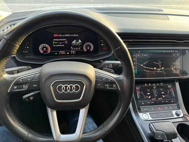 2020 Audi Q7 Premium Plus