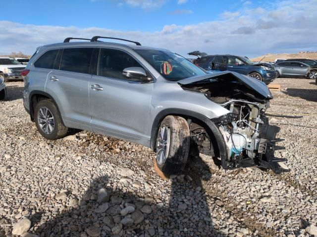 2018 Toyota Highlander SE