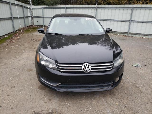 2012 Volkswagen Passat SE