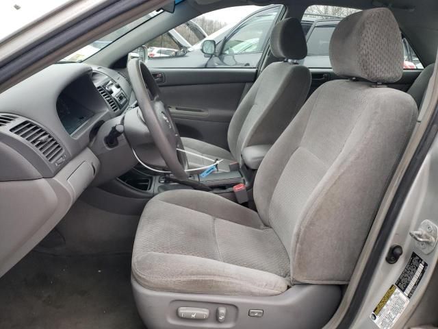 2004 Toyota Camry LE