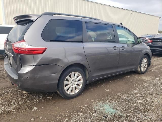 2015 Toyota Sienna XLE