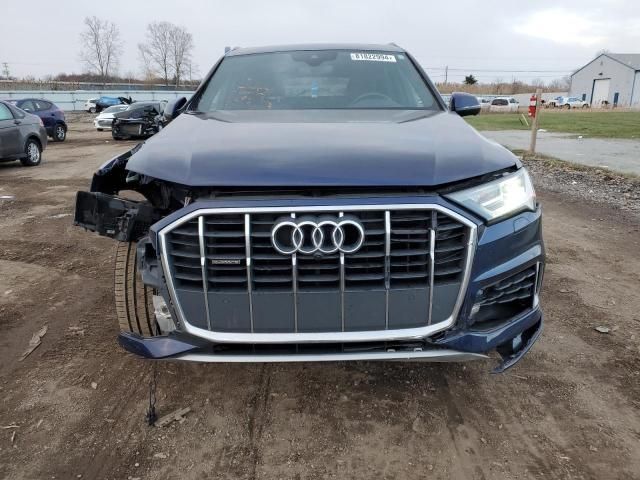 2021 Audi Q7 Premium Plus