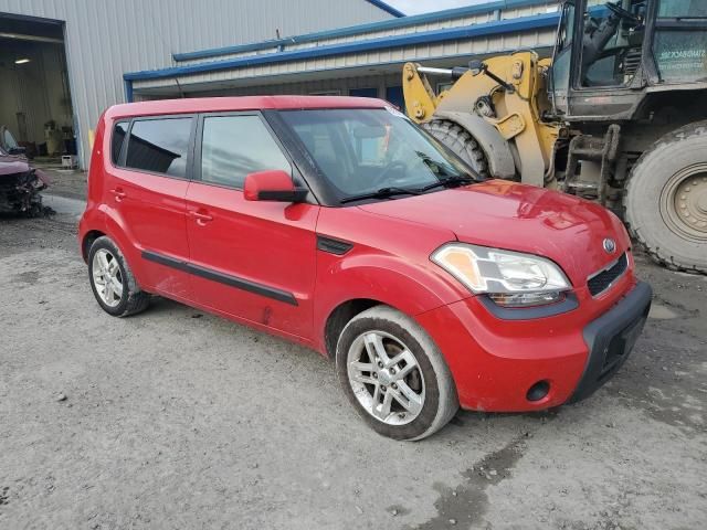 2011 KIA Soul +