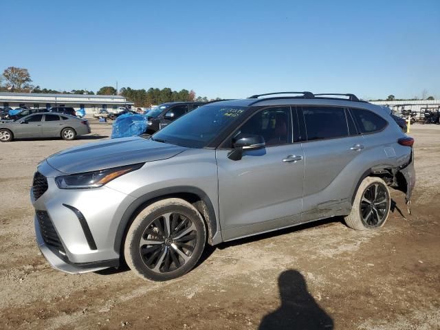 2021 Toyota Highlander XSE