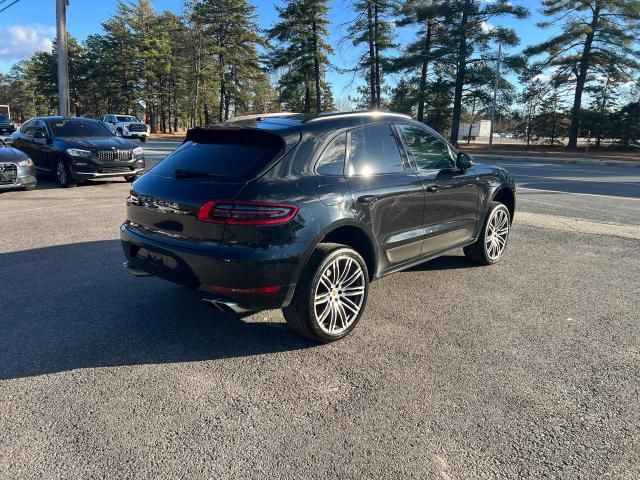 2015 Porsche Macan Turbo