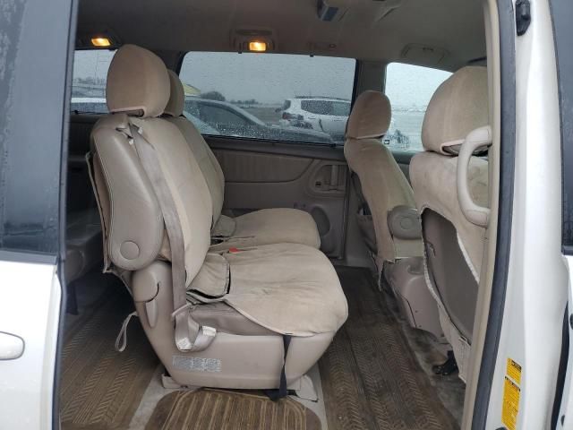 2006 Toyota Sienna XLE