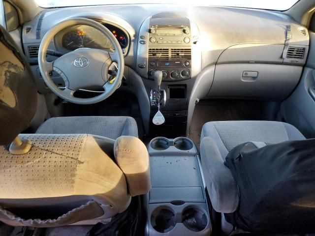 2006 Toyota Sienna CE