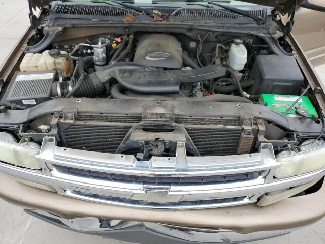 2004 Chevrolet Tahoe C1500