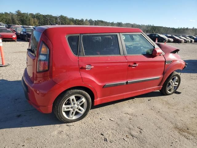 2011 KIA Soul +