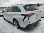 2022 Toyota Sienna Limited