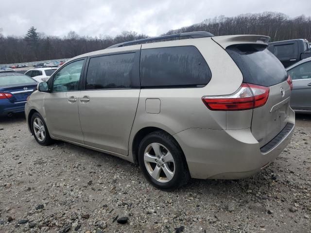 2015 Toyota Sienna LE