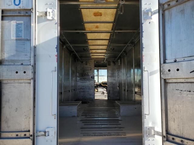 2002 Freightliner Chassis M Line WALK-IN Van