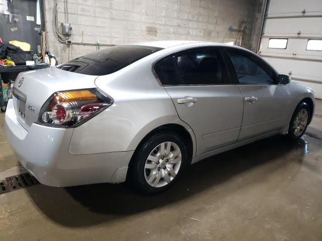 2010 Nissan Altima Base