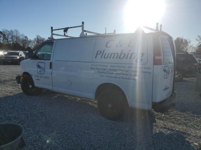 2004 Chevrolet Express G2500