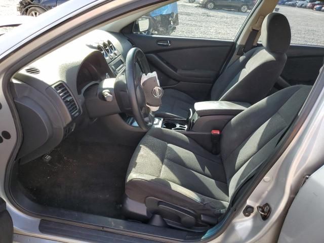 2010 Nissan Altima Base