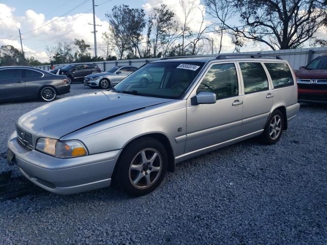 2000 Volvo V70 GLT