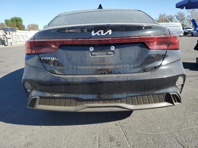 2023 KIA Forte LX