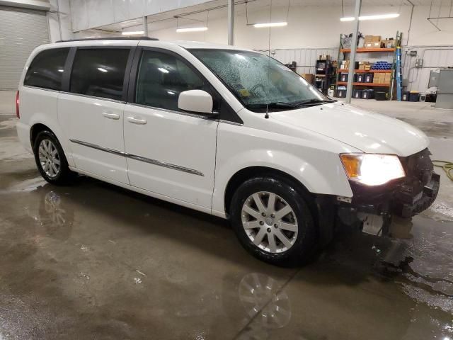 2013 Chrysler Town & Country Touring