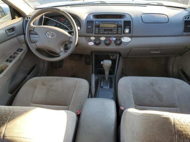 2004 Toyota Camry LE