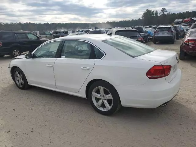 2013 Volkswagen Passat SE