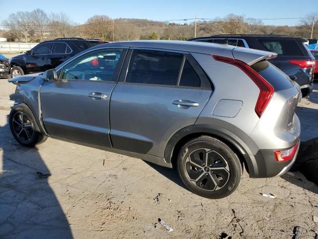 2023 KIA Niro LX