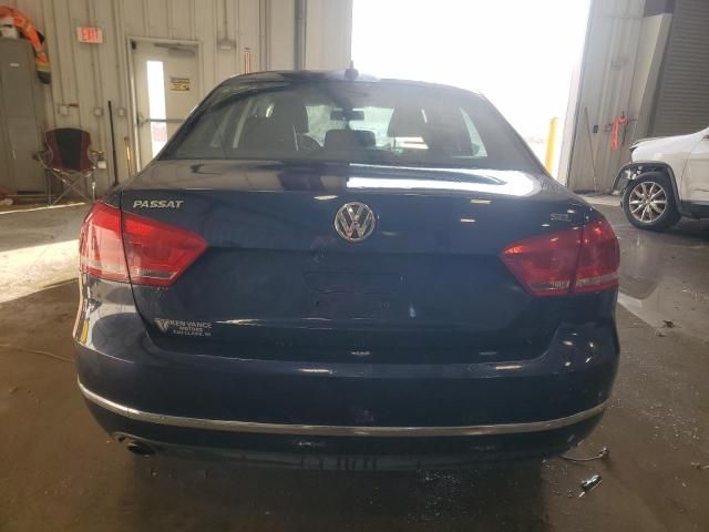 2012 Volkswagen Passat SEL